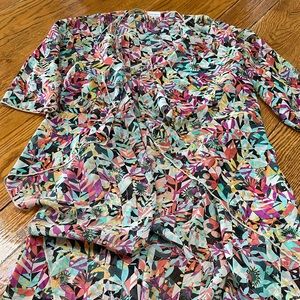LulaRoe Shirley kimono style cover.  Size medium.  Excellent condition.
